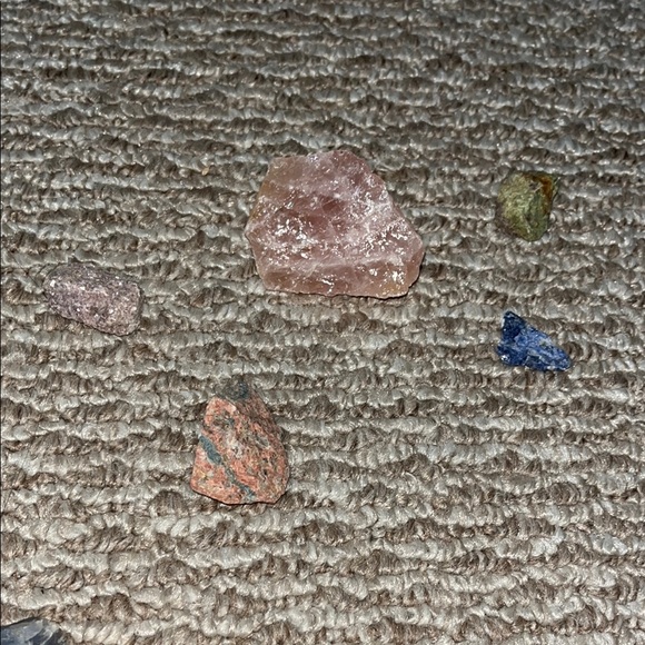 Assorted Gemstone Collection - Picture 7 of 7